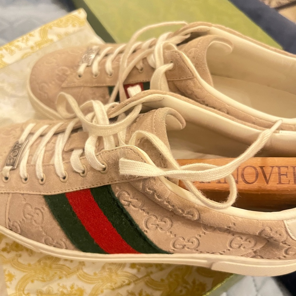Authentic Gucci Beige Suede ACE Sneakers with Red & Green Web! Beautiful 🇮🇹👟8.5 - Picture 10 of 14